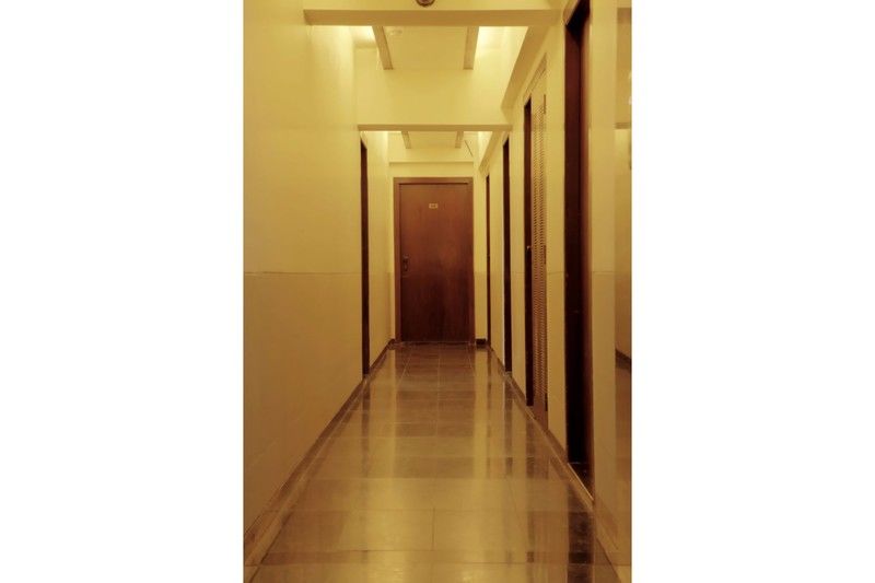 Kings International Juhu Hotel Mumbai Bagian luar foto
